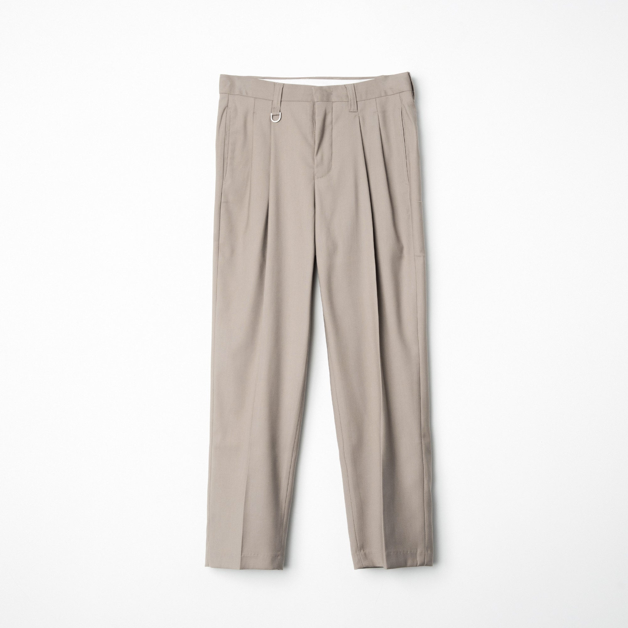 Loose trousers